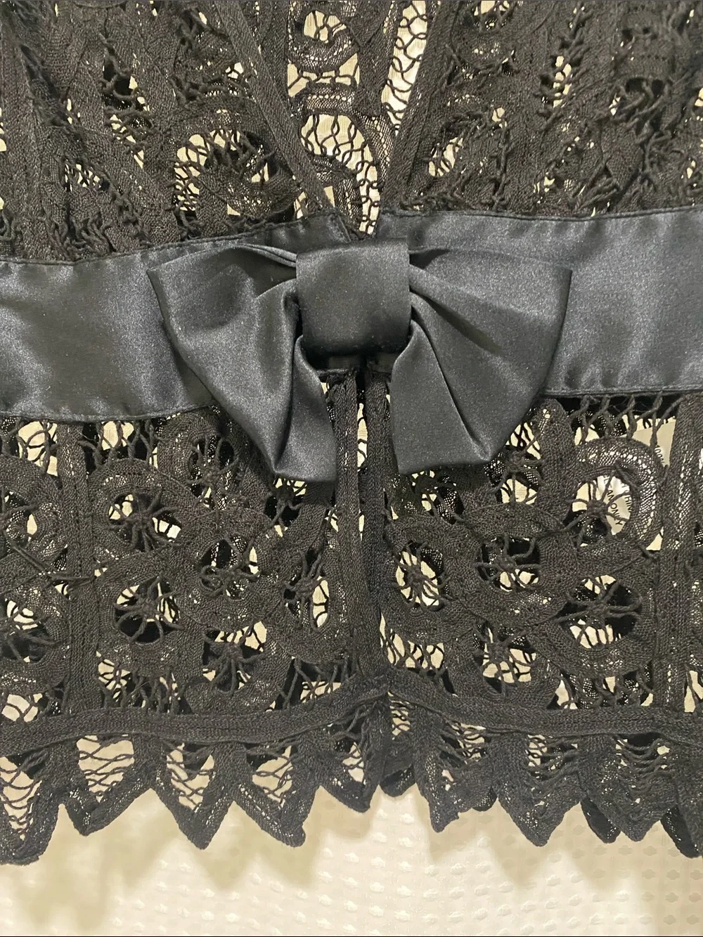 Vintage Betsey Johnson New York Black Lace Long Sleeve Bow-Waist Top - Picture 3 of 15